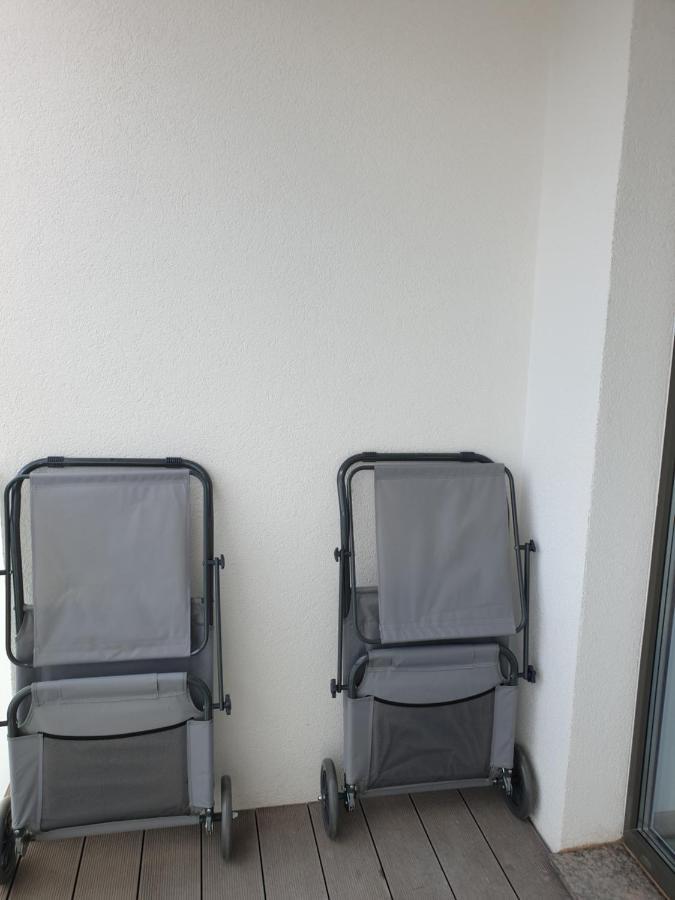 Private Apartment, Aircondition, Hd Tv Pl & De, Wifi, Garage, Fully Equipped, Near Beach Kołobrzeg Eksteriør billede