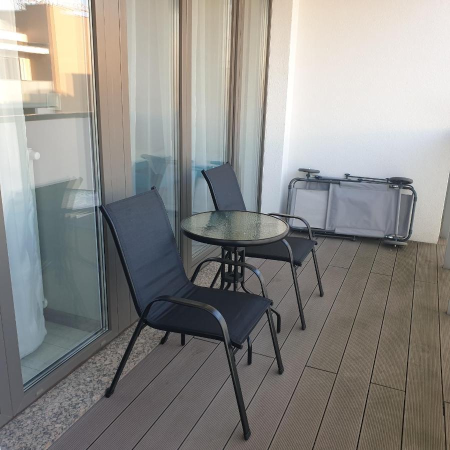 Private Apartment, Aircondition, Hd Tv Pl & De, Wifi, Garage, Fully Equipped, Near Beach Kołobrzeg Eksteriør billede